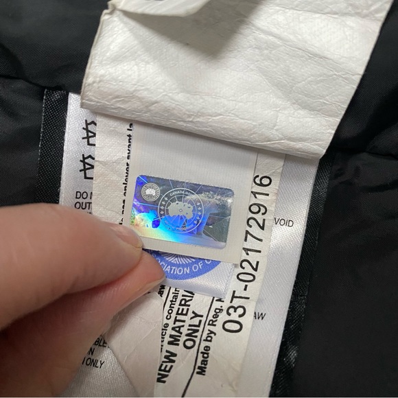 Canada Goose Kinley Parka - Picture 10 of 16